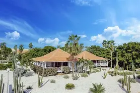 Papagayo Beach Hotel Curaçao oceanfront boutique resort in Jan Thiel with pool and beach access
